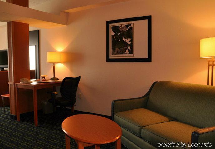 Fairfield Inn & Suites Christiansburg Room photo